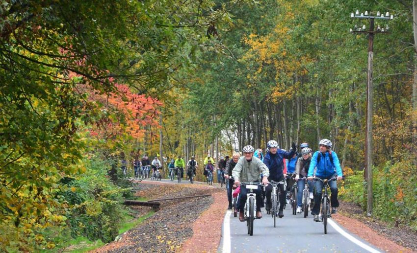 Radfahrer auf dem Kohlebahnradweg bei Ursprung | Foto: Bernd Franke