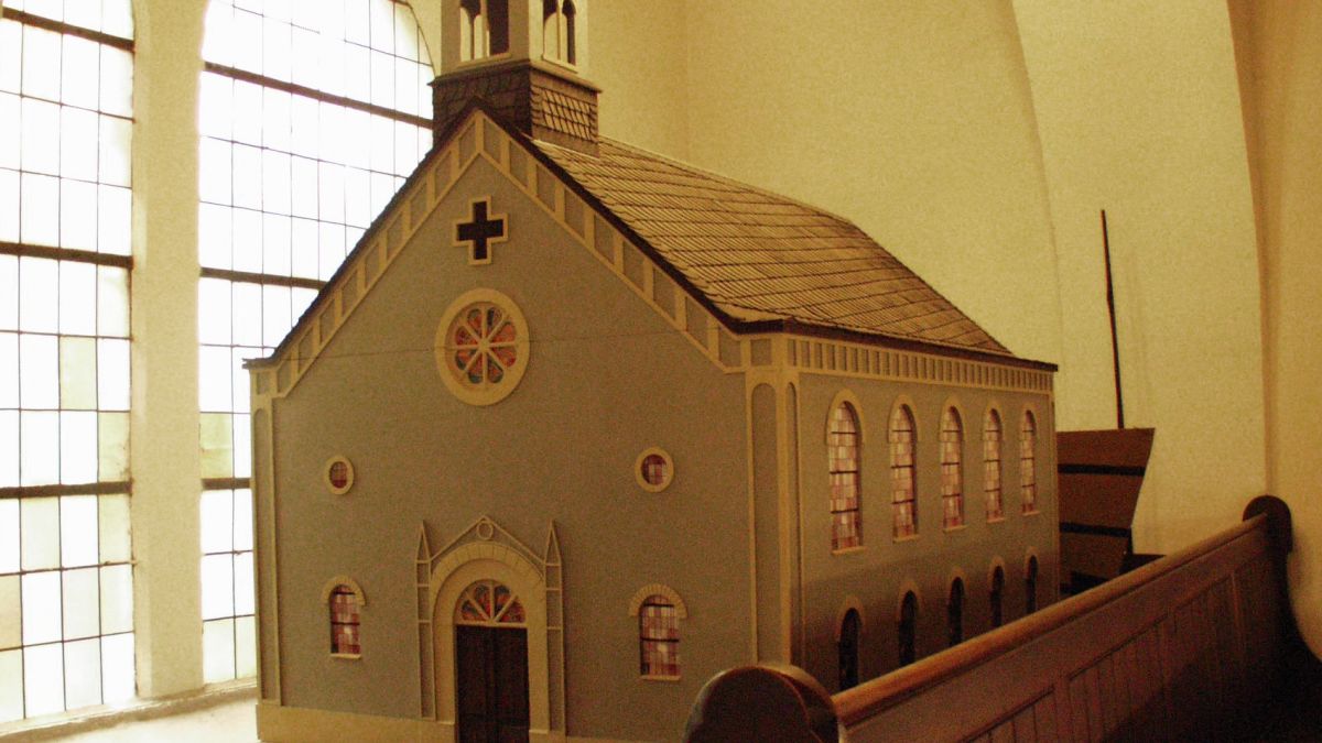 Modell der Kirche von 1843  | Foto: W. Frech